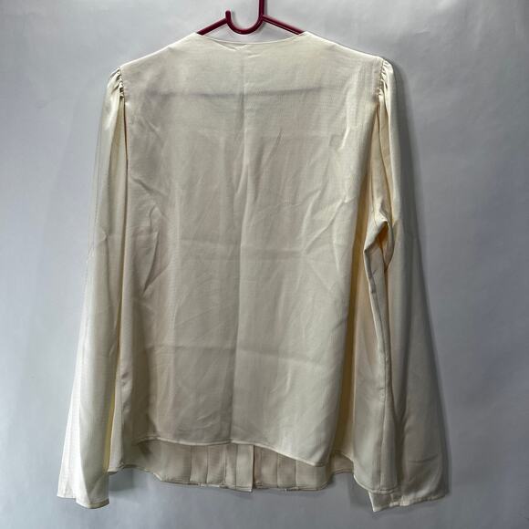 Express Buttonup Ruffle Blouse Size Large - Picture 4 of 7